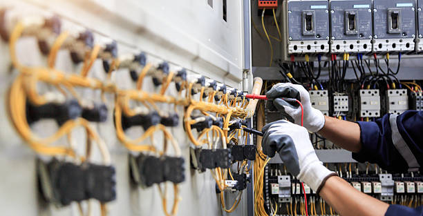 Professional Electrician technician working in Beaufort, NC